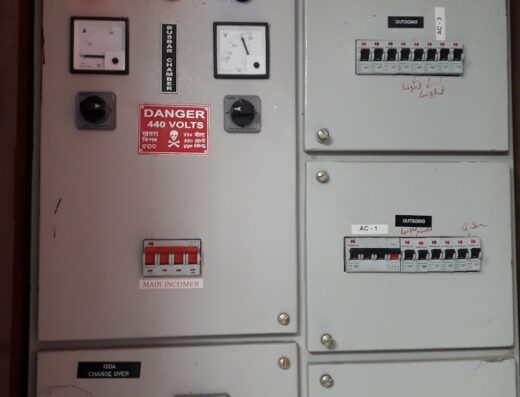 M A Electrician